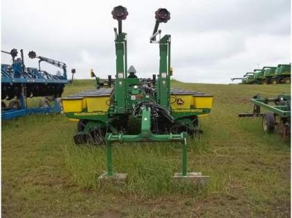 2003 JOHN DEERE 1770 7