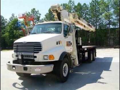 2007 NATIONAL 8100D BOOMS