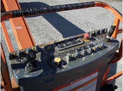 2008 JLG 660SJ 3