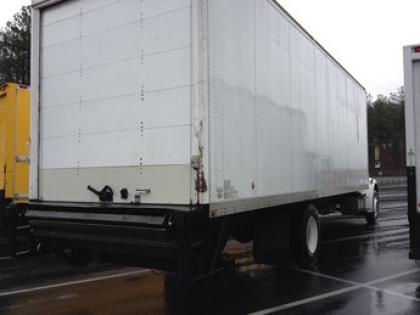 2007 FREIGHTLINER M2 2