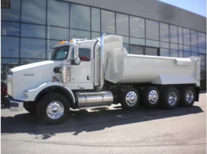 2013 KENWORTH T800 DUMP TRUCK