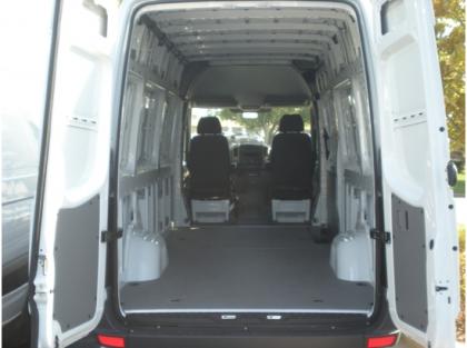 2013 MERCEDES BENZ SPRINTER 7