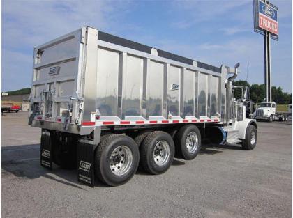 2013 PETERBILT 388 3