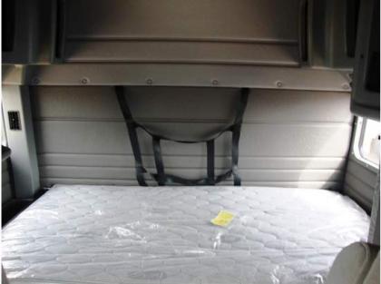 2013 PETERBILT 386 6