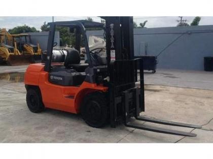 2007 TOYOTA 7FGU35 FORKLIFT
