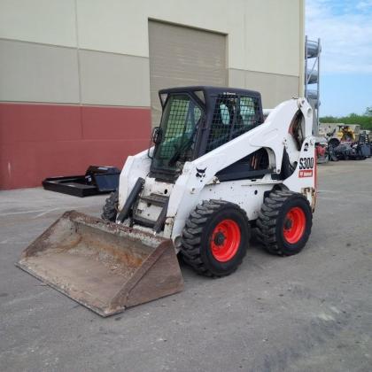 2009 BOBCAT S300 SKID STEERS